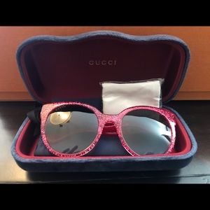 Gucci sun glasses